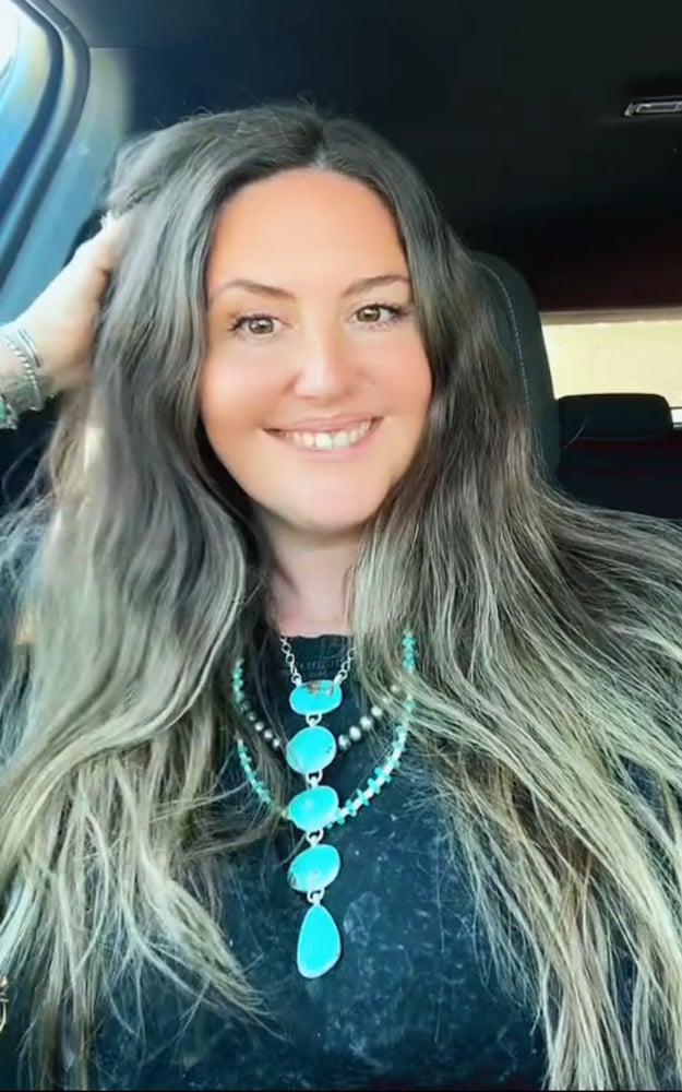 Image of Nila Turquoise Lariat Necklace