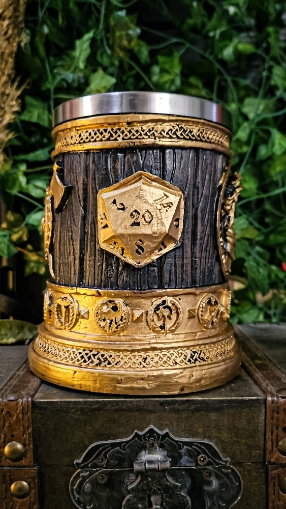 👑The Armored Kingdom Draco Gold Sovereign Mug
