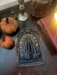 Image 7 of Ghost plaque - Halloween 2025 edition 