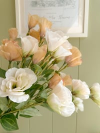 Image 1 of Luxury Lisianthus Bouquets ( 2 Colours )