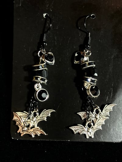 Image of bats dangle earrings 