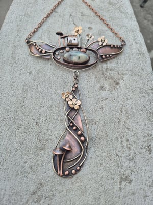 Cozy house necklace 