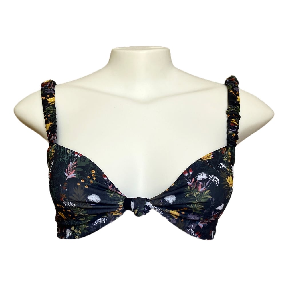 AMALFI || Embroidered Knot Bikini TOP
