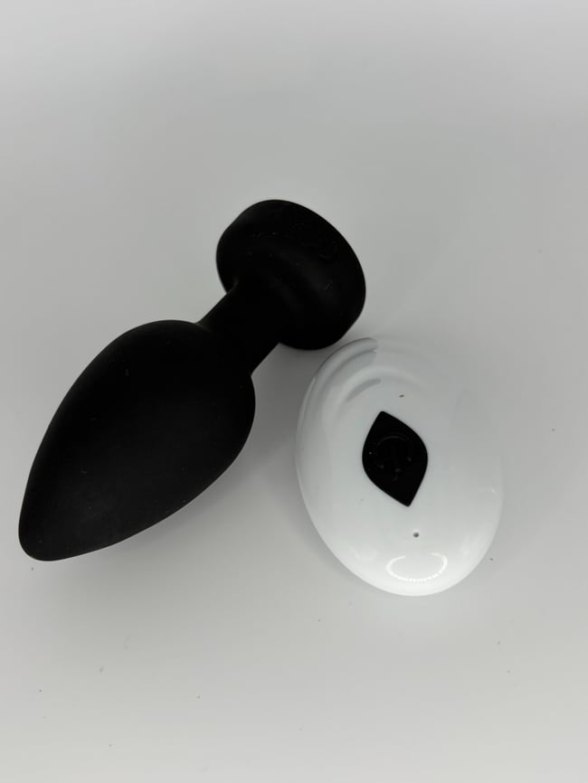  vibrating anal pleaser (remote control)