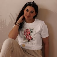 Image 3 of Hija de un Dios Perfecto Tee 