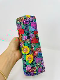 Image 4 of Trousse L'ÉCOLIÈRE triangle Liberty Ciara marine fermeture rose