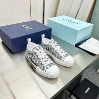 Image 4 of CD sneakers/shoes