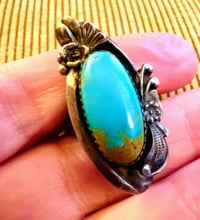 Image 1 of Vintage royston ring with flower detailing 