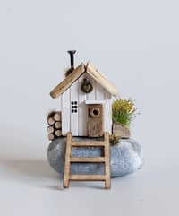 Image 2 of Little Beach Cabin  