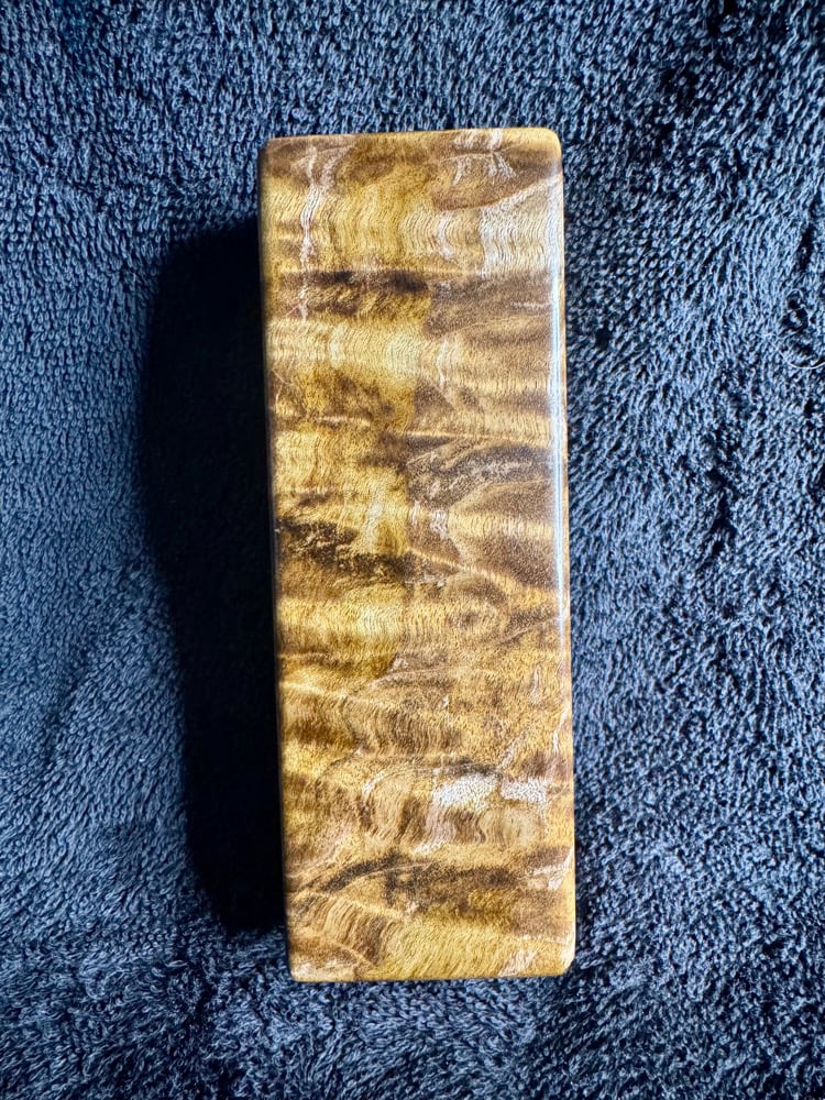 Image of Brown Quilted Maple Knife Block