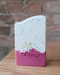 Pink Dragon & Poppy Seed 