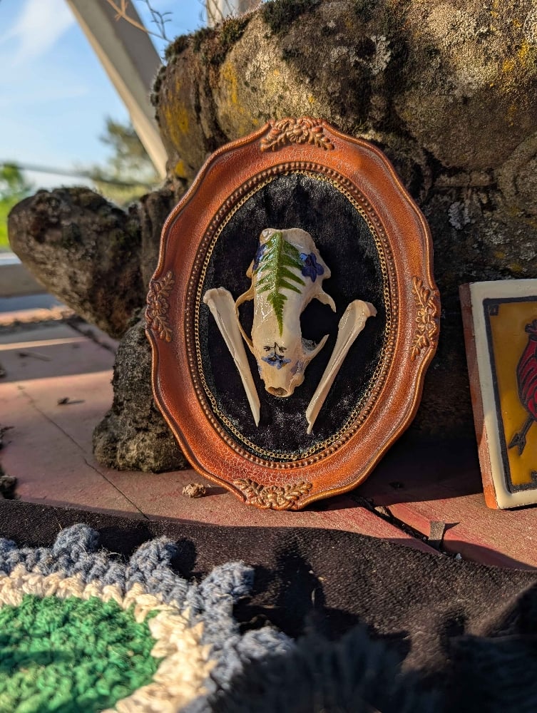 Image of flower skull n bones display