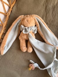 DOUDOU ET SON LANGE VERT D’EAU