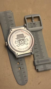 Image 2 of Vannen x Tristan Eaton “Containment” Breaking Bad Watch (limited to 200 pieces)