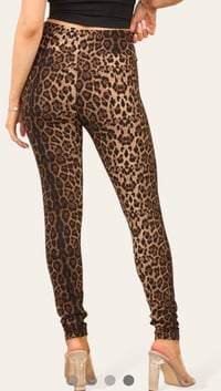 Image 4 of Leopardprint Leggings 