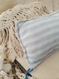 Image 2 of Newborn posing pillow for photoshoot | off white and blue