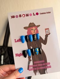 Image 1 of Coraline Simple Nails
