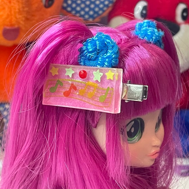 resin hair clip♫⋆｡♪ ₊˚♬ ﾟ.