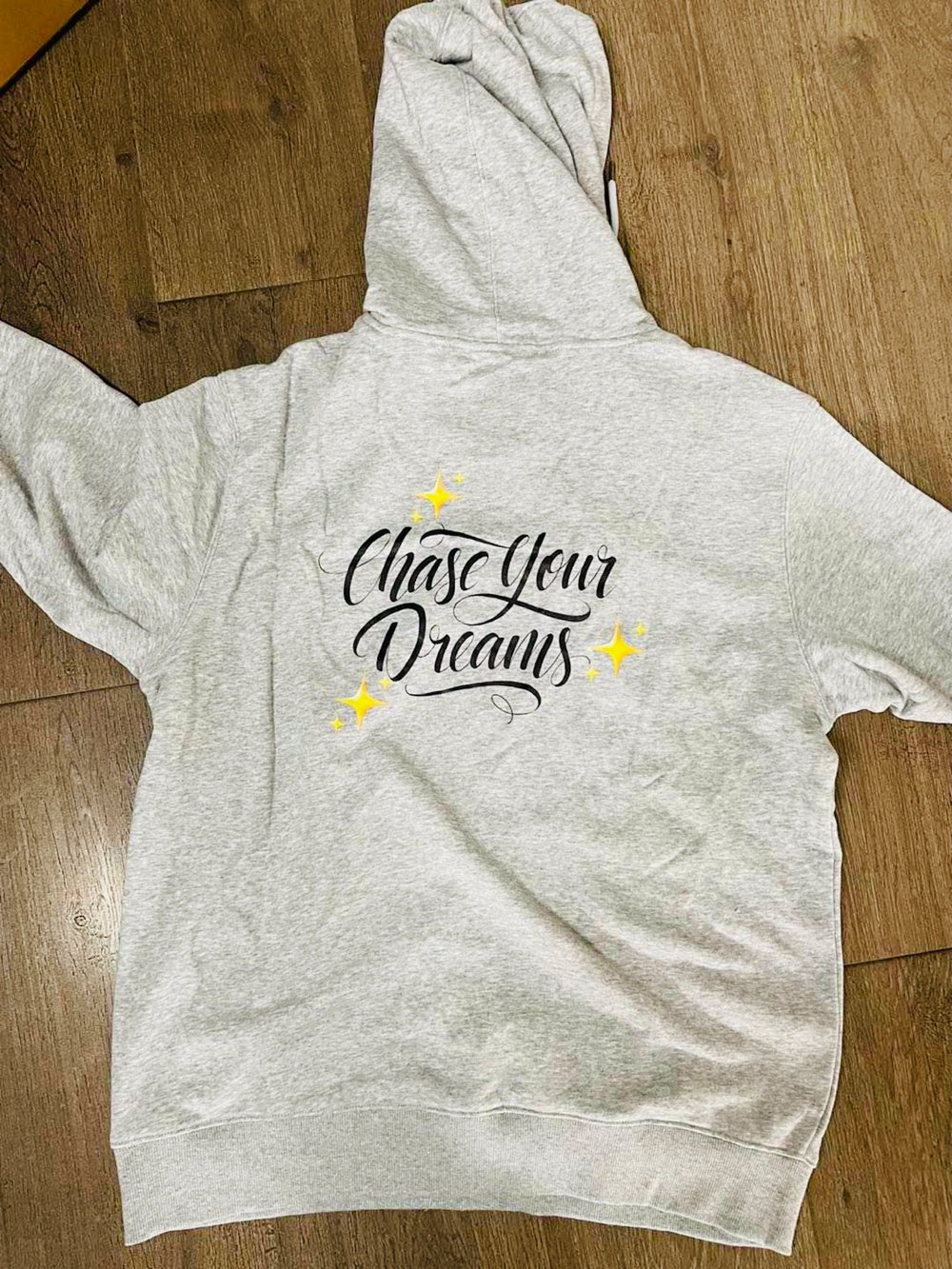 ✨Chase Your Dreams✨ grey hoodie