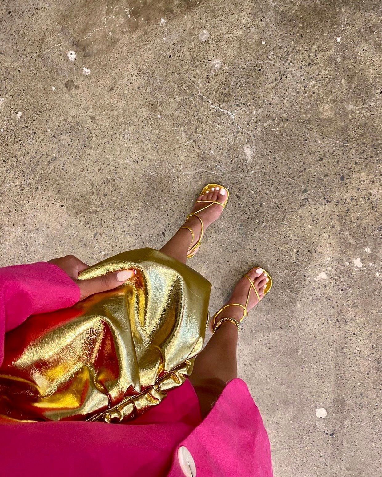 Image of ZARA HOT PINK OVERSIZED BLAZER DRESS (LARGE)