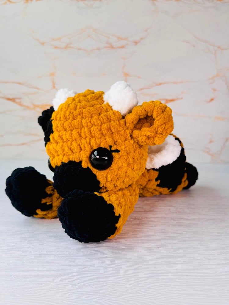 Image of Bee cuddle fairy cow