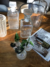 Image 2 of Vase en verre travaillé 