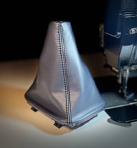 Image 4 of BMW e28/e30 boot