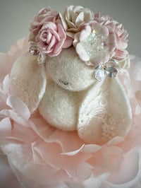 Image 4 of Marshmallow