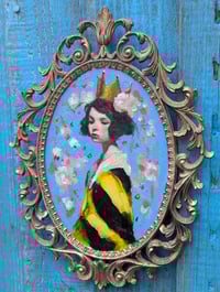 Image 3 of The Queen Bee