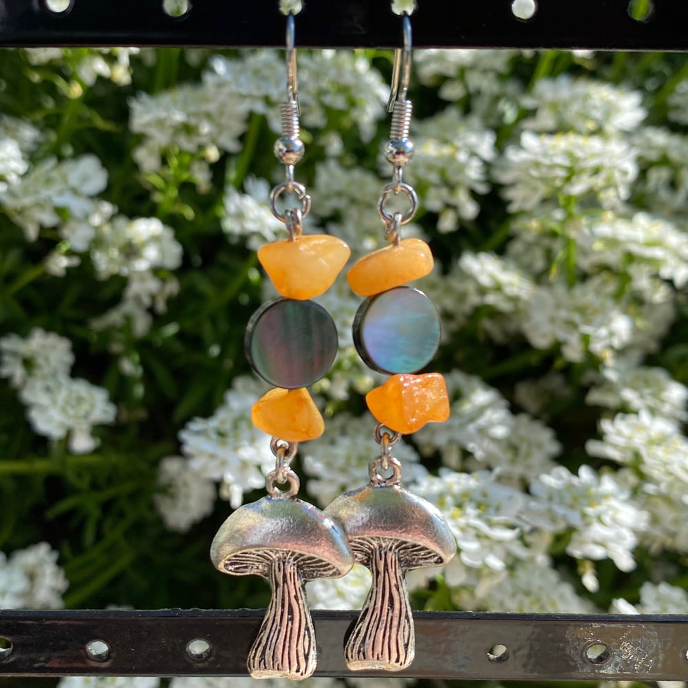Image of sunny shroom earrings 