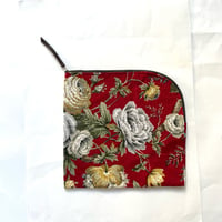 Image 6 of Glorious Blooms Barkcloth Project Bag