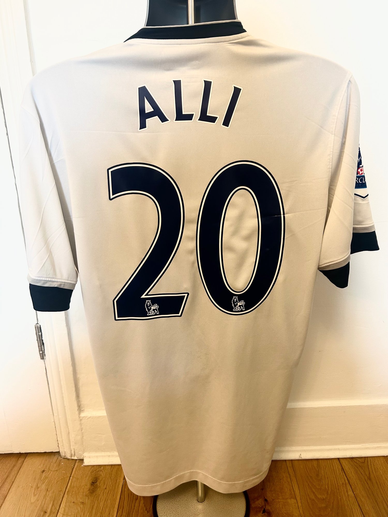 Image of Tottenham Hotspur “ALLI 20” 2015/16 Home Shirt + PL patches (M)