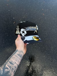 Image 1 of CAMO VISOR  BLACK HOUSTOM ASTROS CUSTOM FITTED CAP