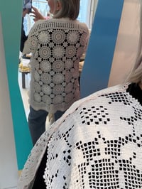 Image 14 of Daisy shirt, white (one size)