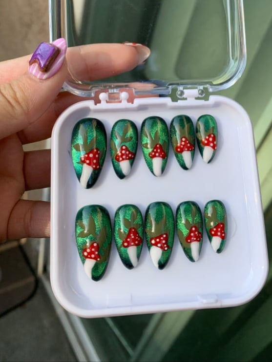 Image of Mushroom Nails