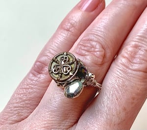 Image of "The Lucky One" Bouquet Ring
