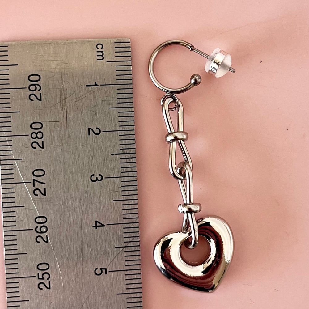 Image of Heart and Chain Half Hoops