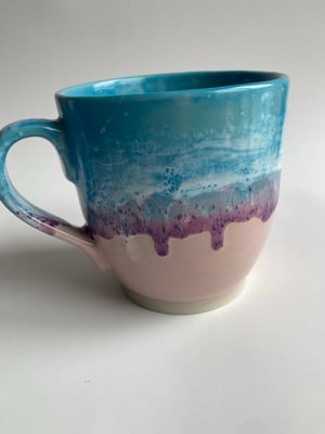 Image of Round Mug Blue Purple Pink