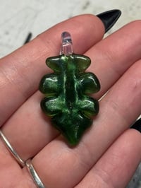 Monstera Leaf - Green Stardust