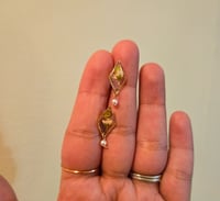 Image 1 of Mini studs w/ pearl 