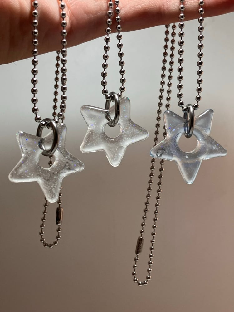 Image of crushed opal stars 