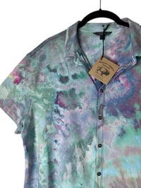 Image 6 of ♻️ UPCYCLED XL Men's John Varvatos Knit Shirt in Soft Ice Dye