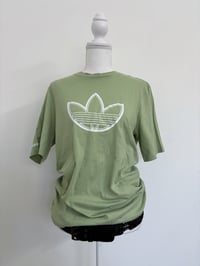 Image 1 of Adidas green t shirt // M 