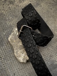 Image 3 of “Trace 2” tire belt