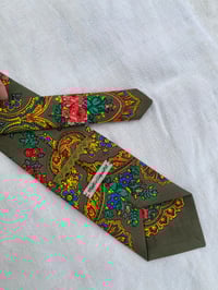 Image 5 of GRAVATA COR VERDE.