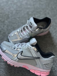 Image 2 of Silver+pink vomeros🪷🫧