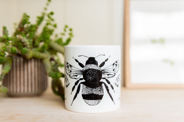 Image of Bee mug