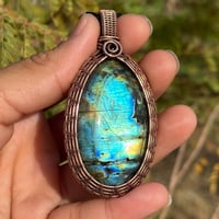 Image 3 of Large Woven Labradorite Pendant 💙