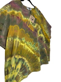 Image 6 of ♻️ UPCYCLED 2X Vintage Silk Top in Bold Agate Ice Dye
