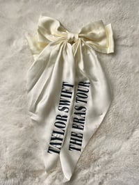 Image 1 of Concert Bows 